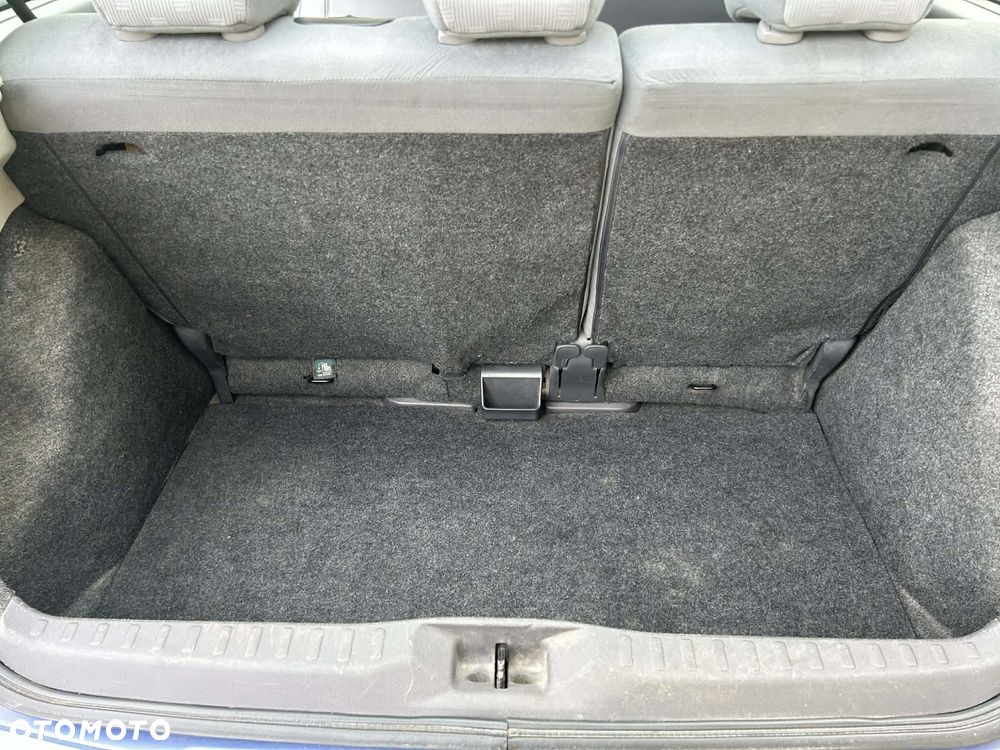 Nissan Micra 1.2 Visia - 13