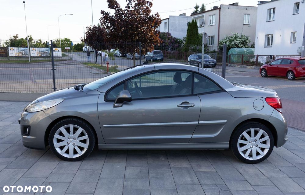Peugeot 207 - 6
