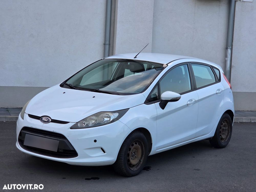 Ford Fiesta 1.6 TDCI DPF Ghia - 6