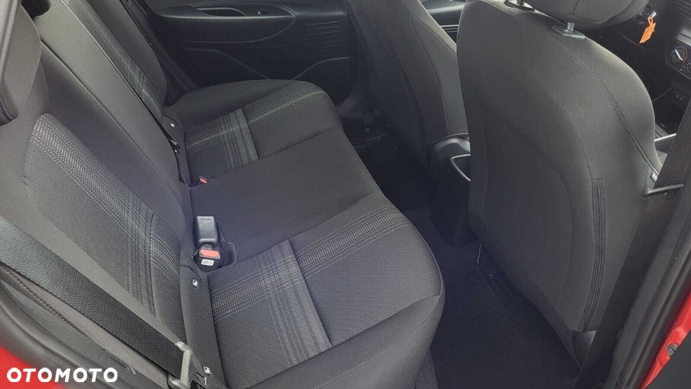 Hyundai i20 - 14