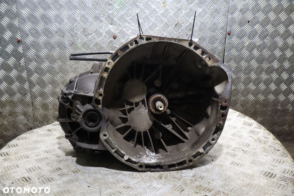 SKRZYNIA 6 BIEGOWA TRAFIC II LIFT 2.0DCI PF6M9T - 1