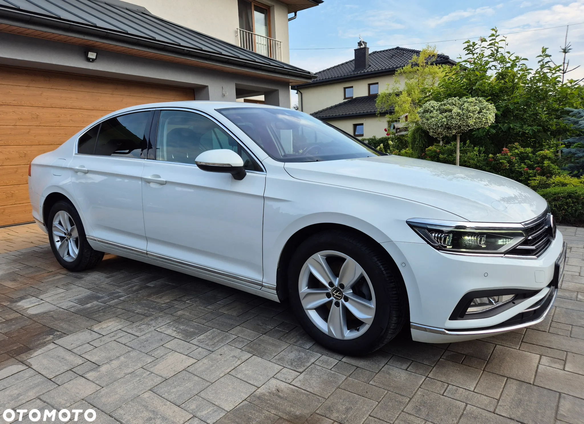 Volkswagen Passat 2.0 TDI 4Mot Elegance DSG - 5