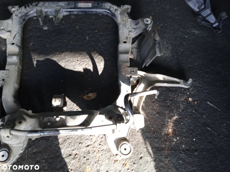 WÓZEK SANKI OPEL VECTRA C SEDAN - 3