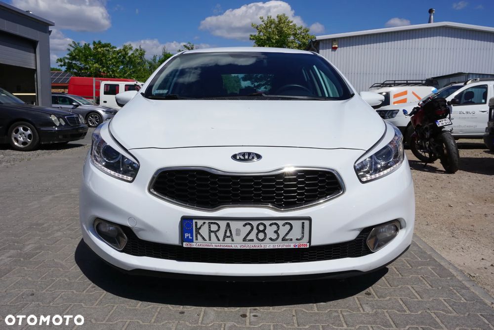 Kia Ceed 1.4 Business Line - 11