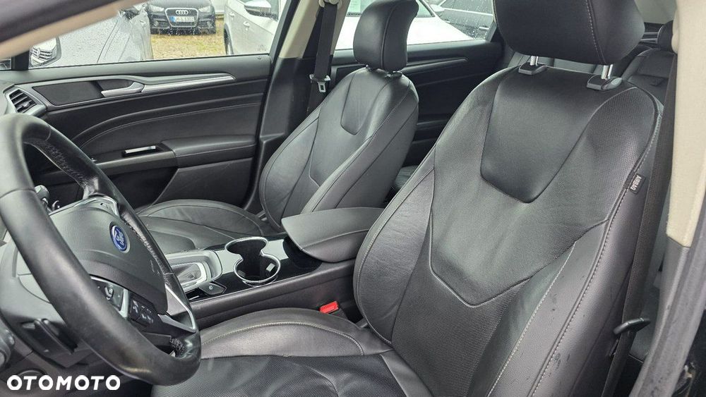 Ford Mondeo - 19