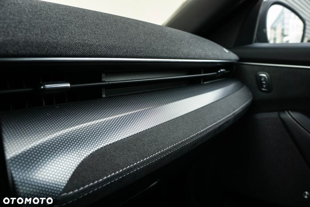 Ford Mustang Mach-E 98kWh AWD GT - 26