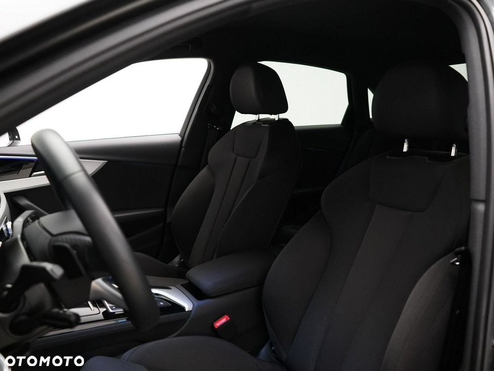Audi A4 Limousine - 18