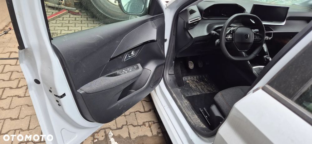 Peugeot 208 1.2 PureTech Allure Pack S&S - 21