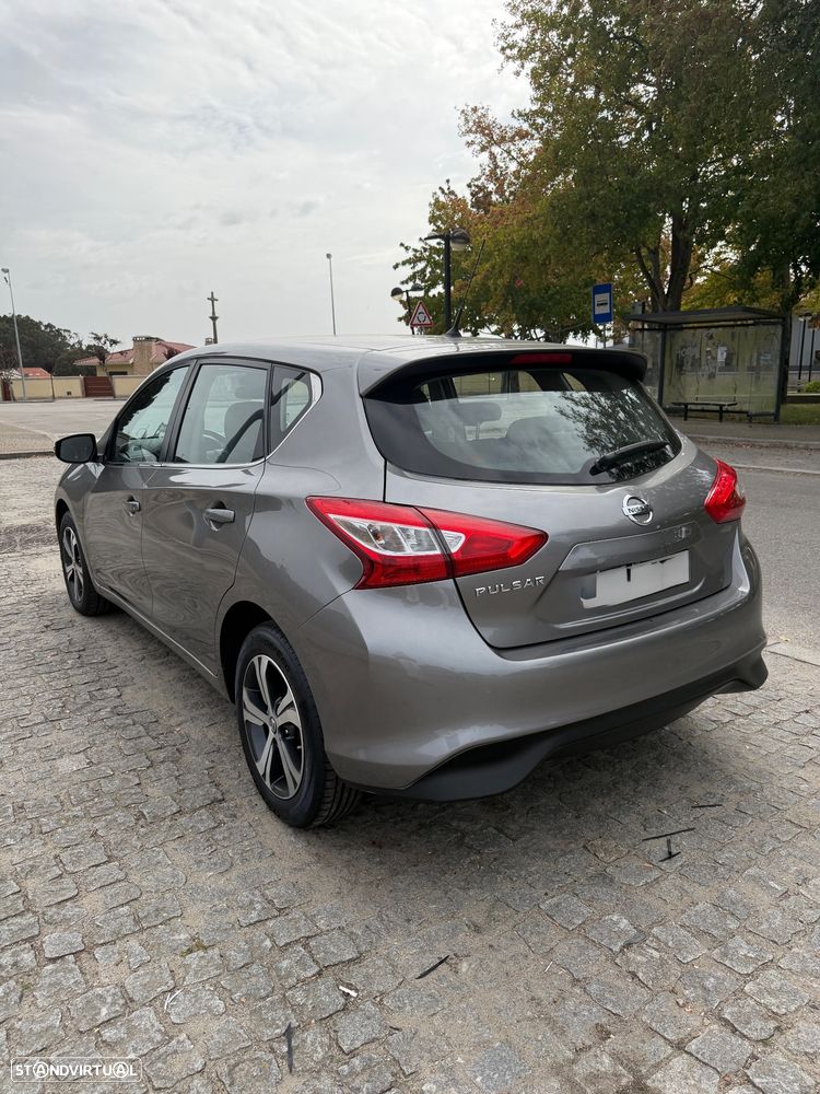 Nissan Pulsar - 2