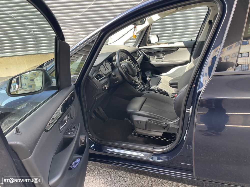 BMW 218 Active Tourer d - 5
