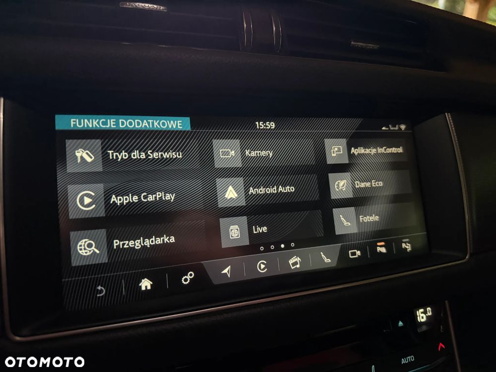Jaguar XF - 24