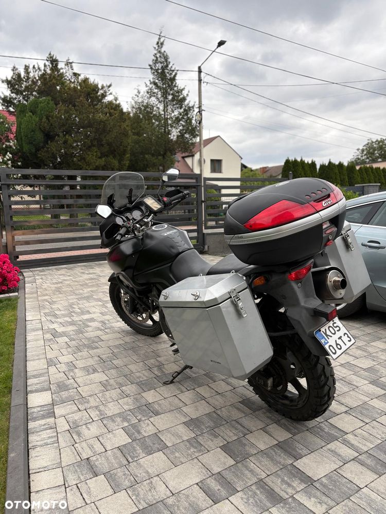Suzuki V-STROM - 3