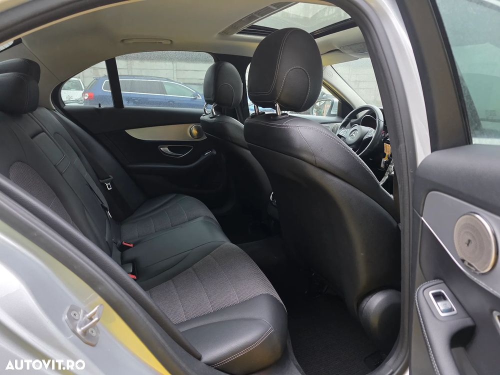 Mercedes-Benz C 180 9G-TRONIC Avantgarde - 12