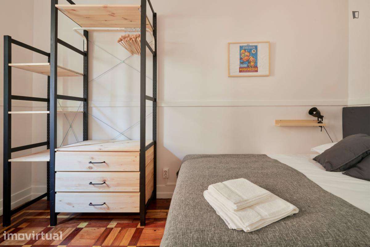 Quarto - localizado em Marquês de Pombal Lisbon - Grande imagem: 5/22