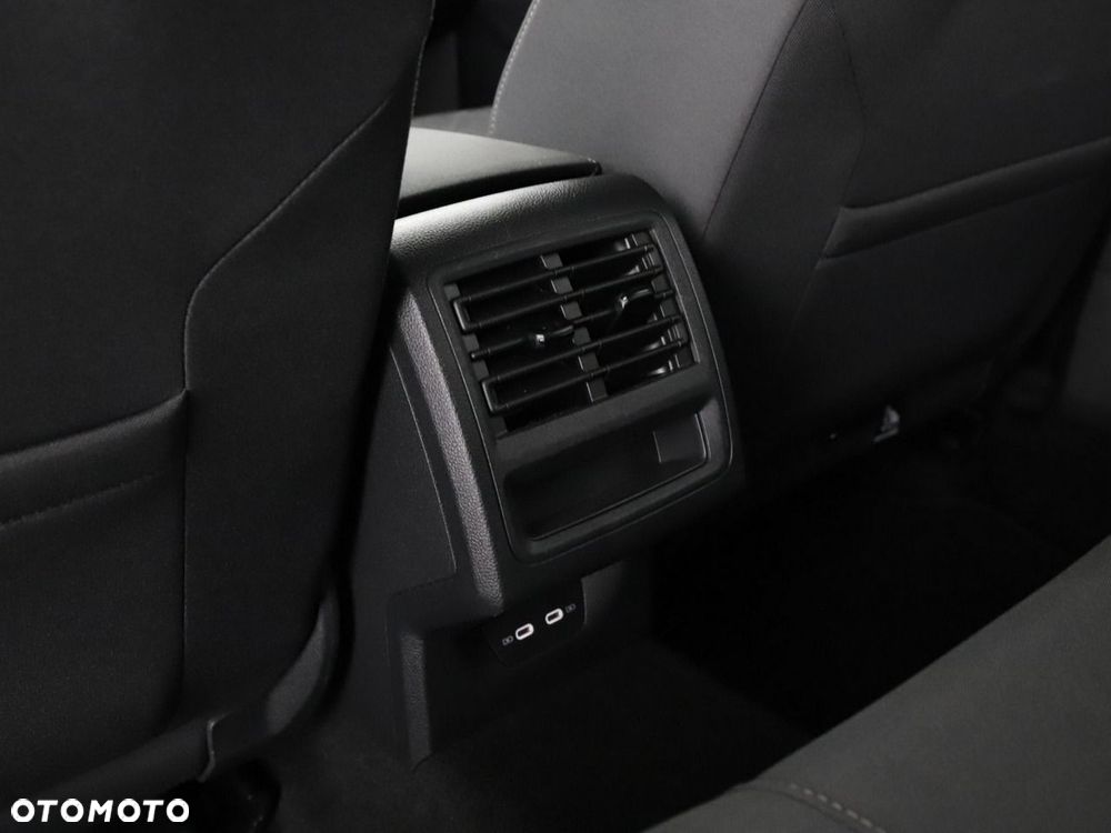 Volkswagen Golf 1.5 TSI EVO Life - 36