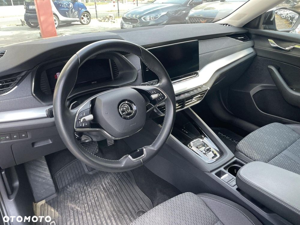 Skoda Octavia - 10