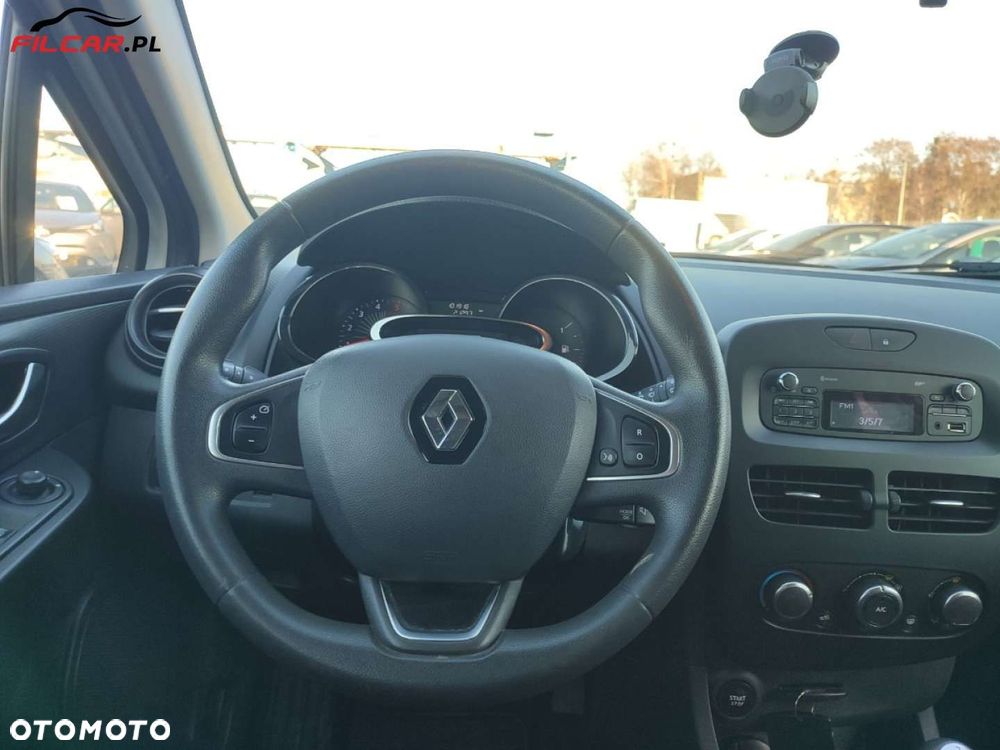 Renault Clio - 10