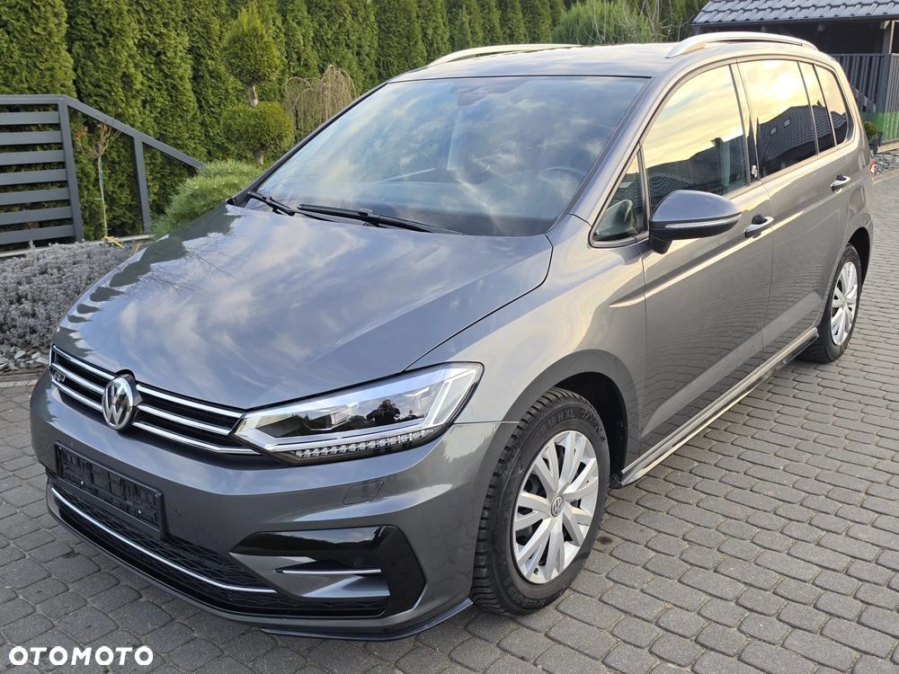 Volkswagen Touran - 13