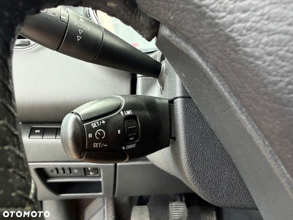 Peugeot 5008 1.6 THP Business Line 7os - 24