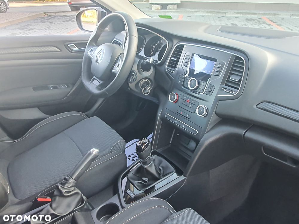 Renault Megane ENERGY TCe 100 LIFE - 12
