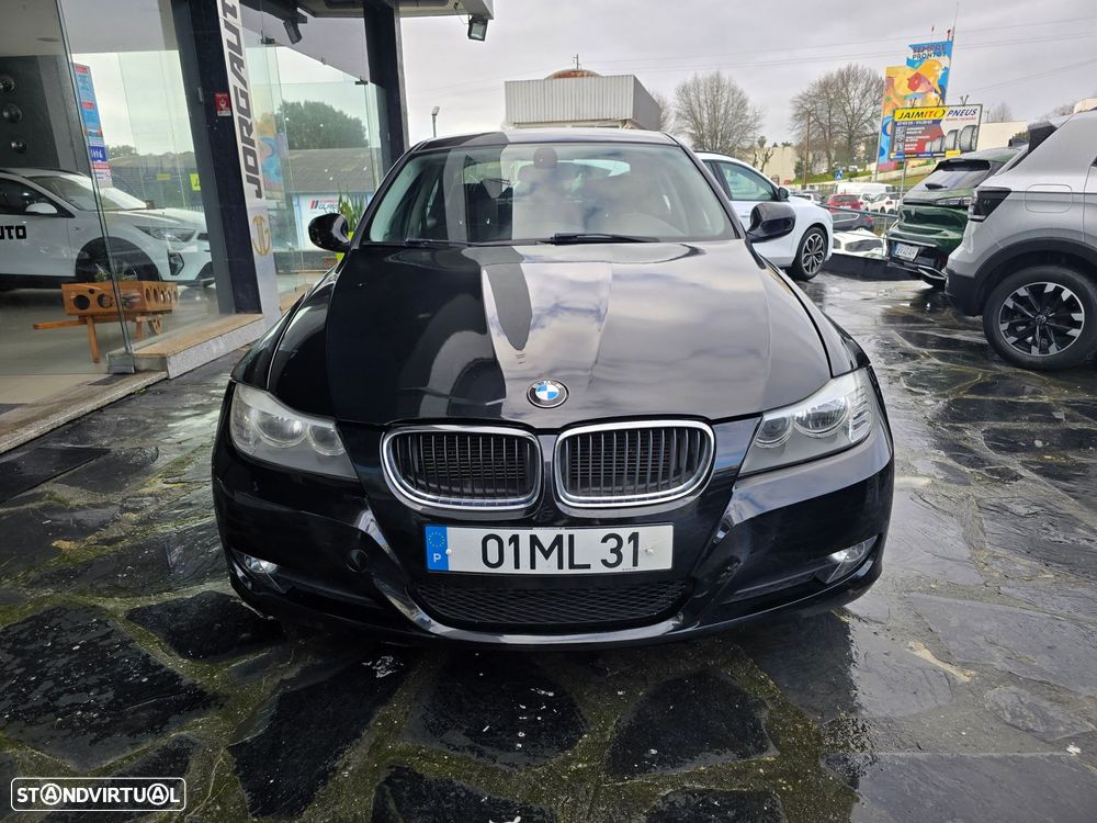 BMW 318 d Navigation Sport - 2