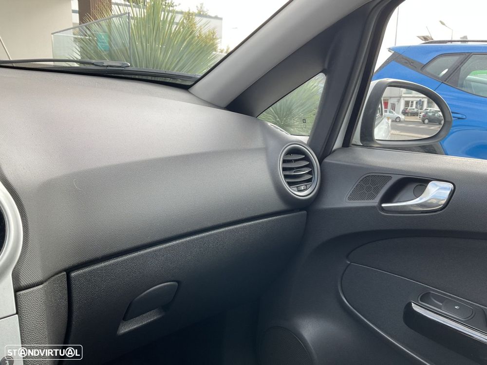 Opel Corsa 1.3 CDTI City - 26