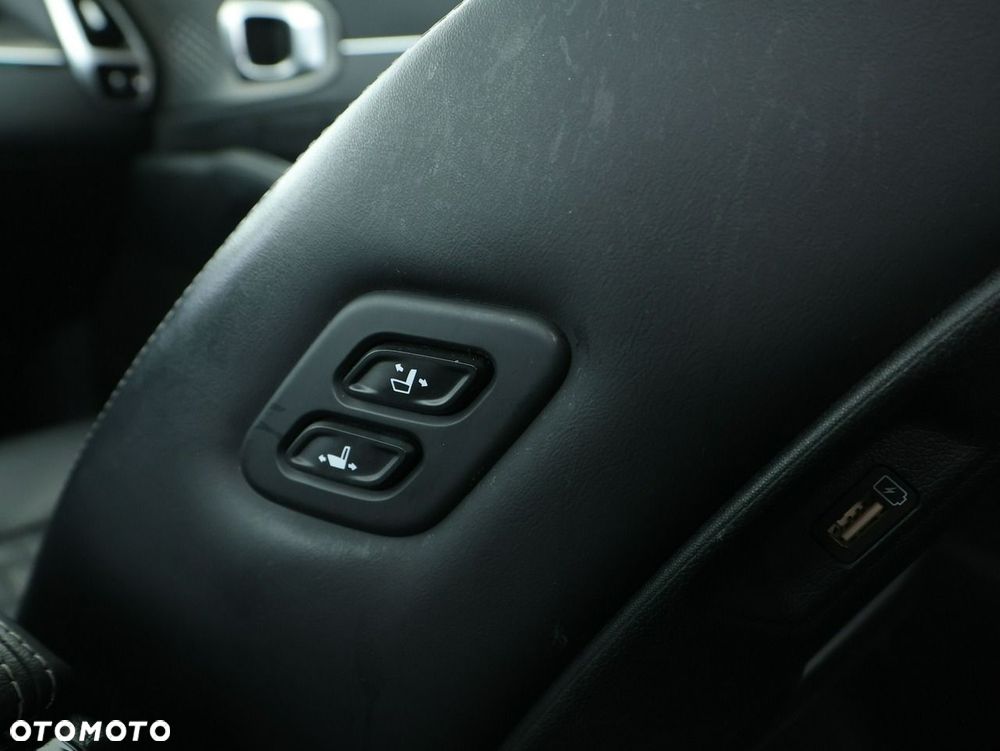 Kia Sorento 1.6T-GDI PHEV AWD OPF Platinum - 33