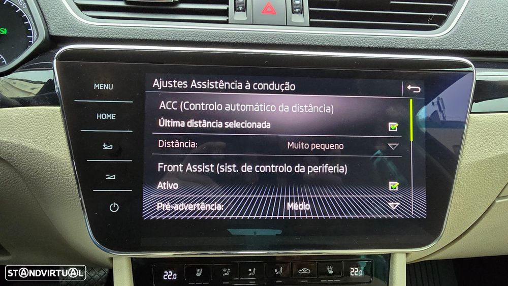 Skoda Superb Break 2.0 TDI Laurin&Klement DSG - 30