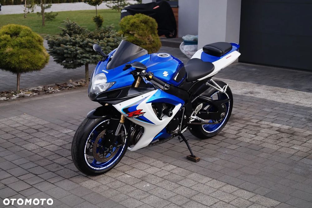 Suzuki GSX-R - 3