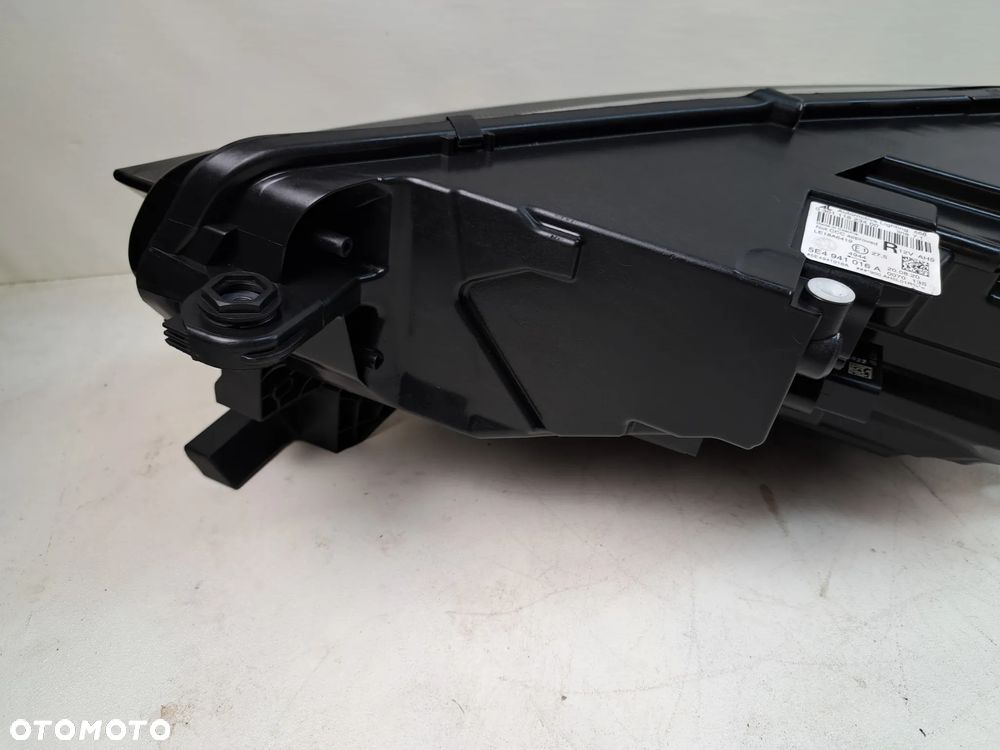 SKODA OCTAVIA IV 4 FULL LED LAMPA PRZÓD LEWA + PRAWA 5E4941015A 5E4941016A - 12