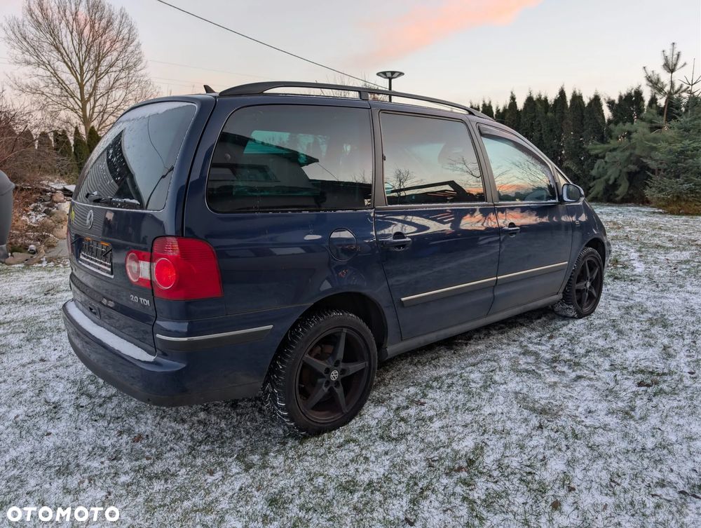 Volkswagen Sharan 2.0 TDI Special - 3