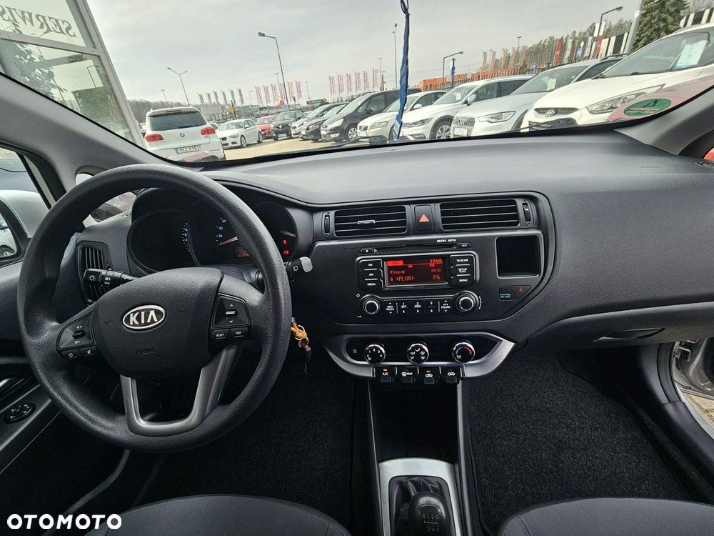 Kia Rio 1.4 ISG Dream Team Edition - 25