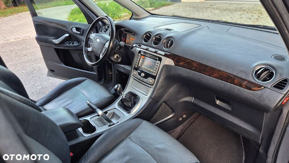 Ford Galaxy 2.0 TDCi Ghia - 7