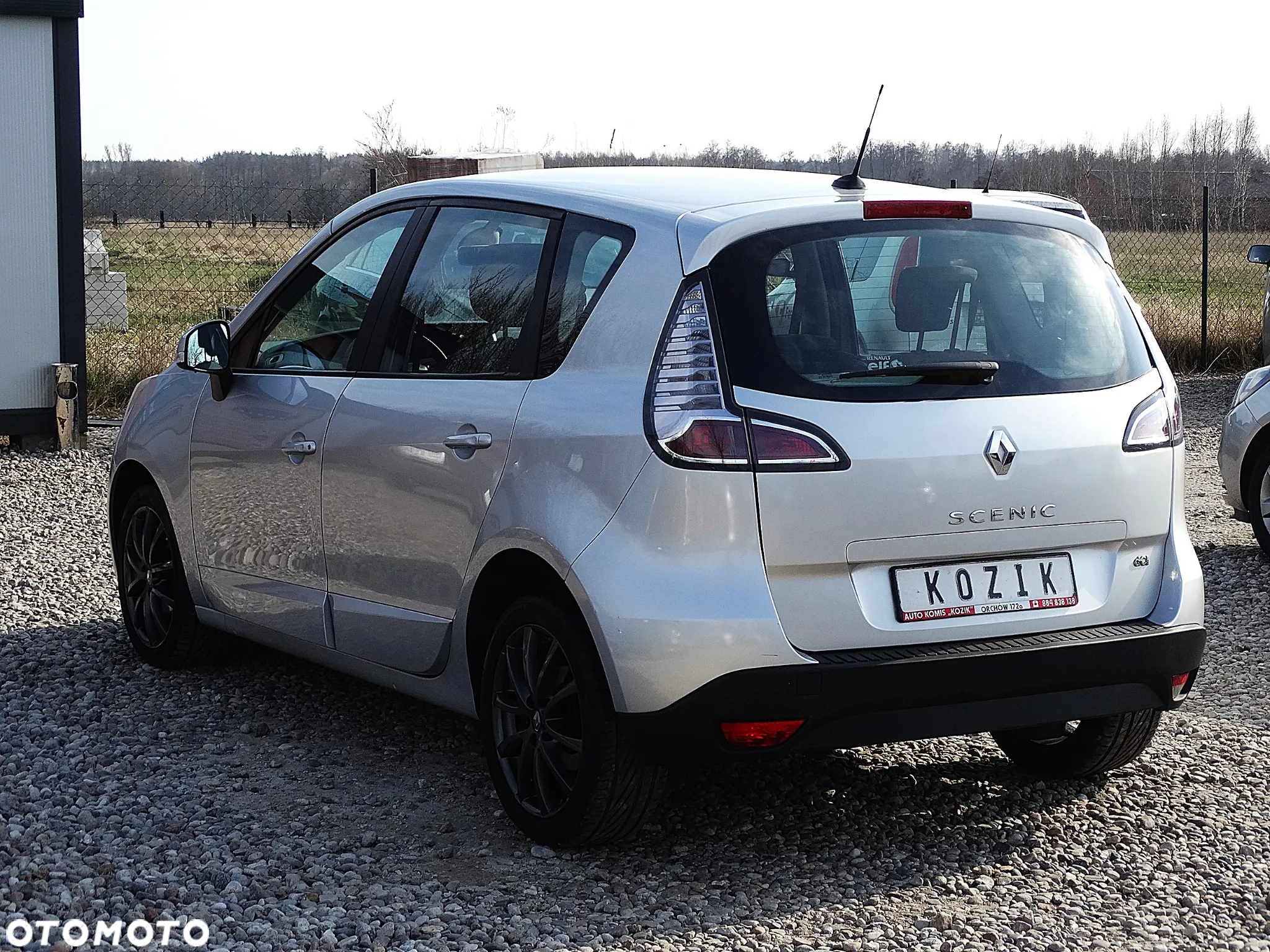 Renault Scenic 1.5dCi TomTom Edition - 12