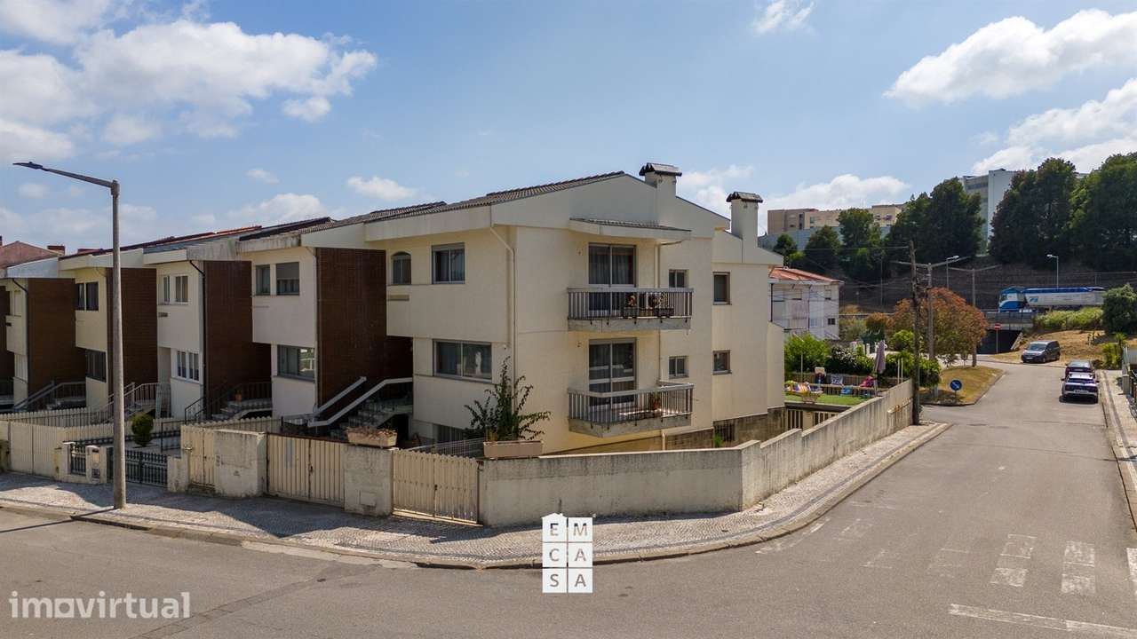 Moradia Geminada T3 Venda em São João da Madeira,São João da Madeira - Grande imagem: 2/60