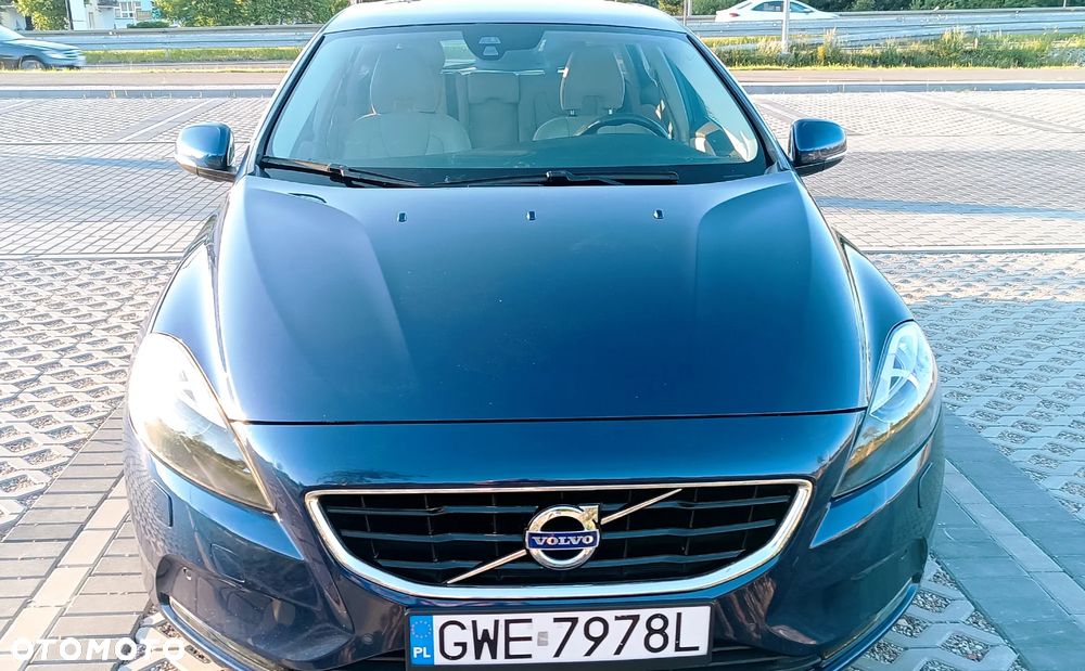 Volvo V40 D4 Ocean Race - 8