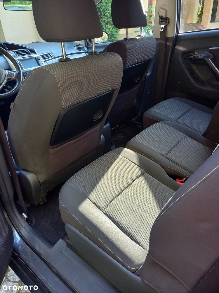 Toyota Verso 1.6 D-4D Premium 7os - 11