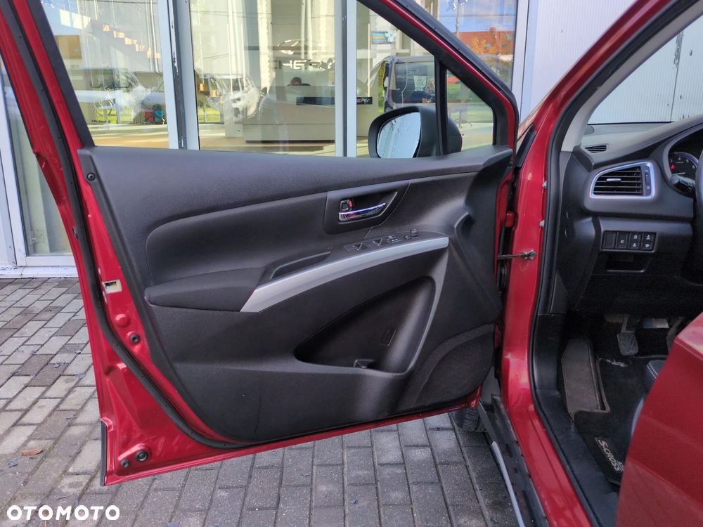 Suzuki SX4 S-Cross 1.4 SHVS Premium 4WD - 10
