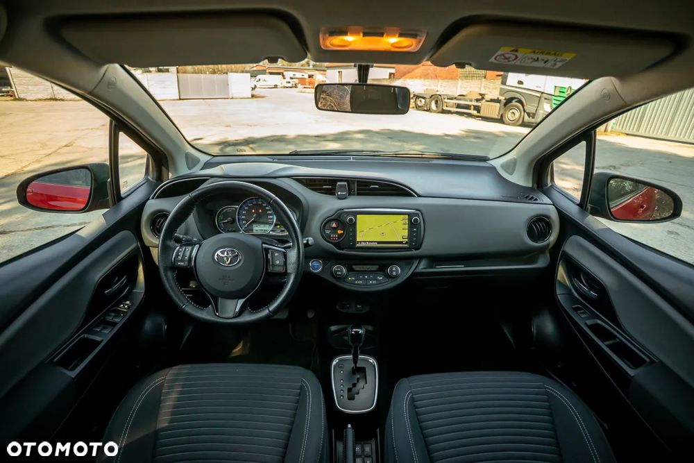 Toyota Yaris - 36