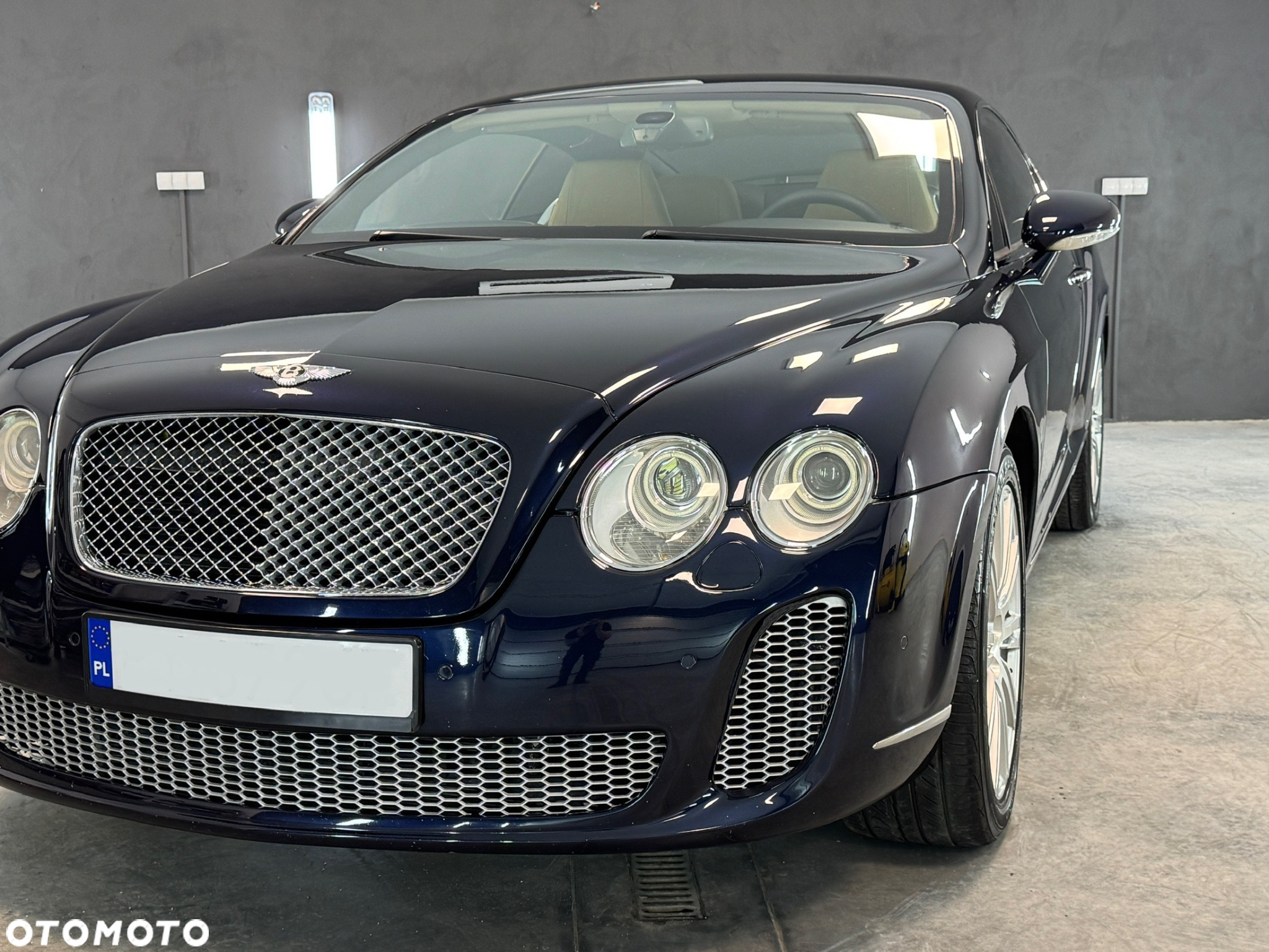Bentley Continental GT - 4
