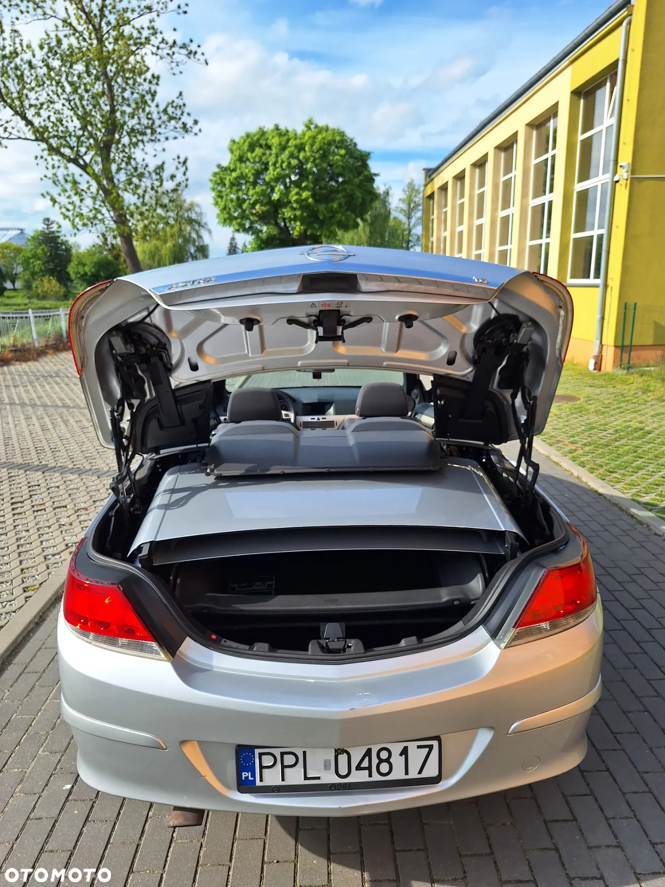 Opel Astra TwinTop 1.6 Cosmo - 7