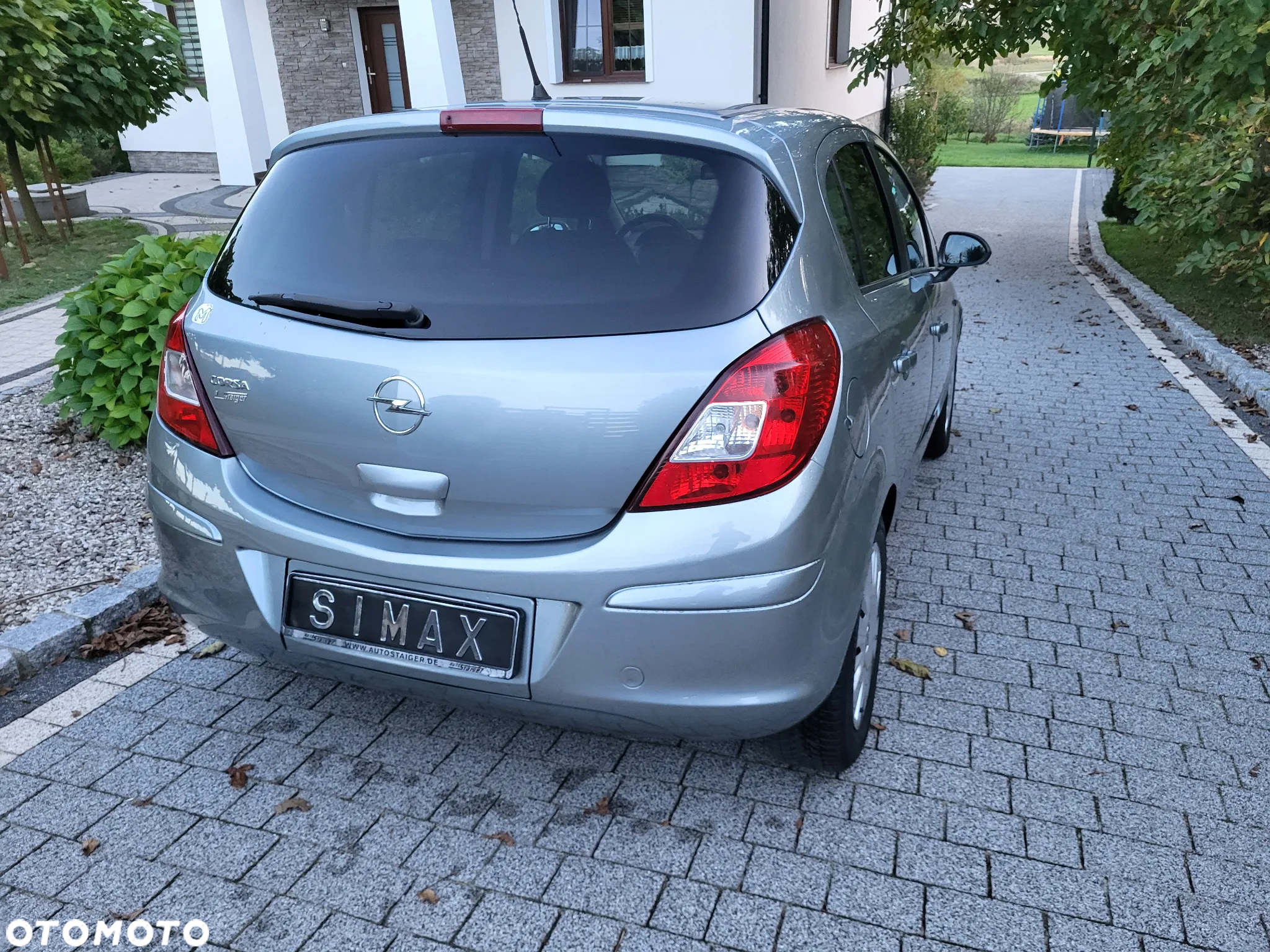 Opel Corsa 1.4 16V Enjoy - 11
