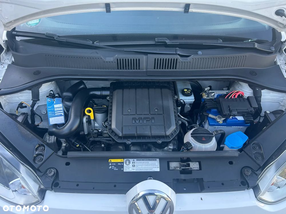 Volkswagen up! BlueMotion Technology move - 25