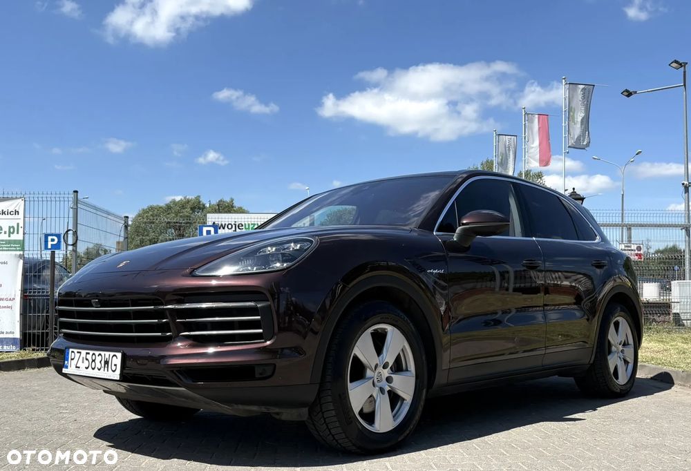 Porsche Cayenne E-Hybrid - 1