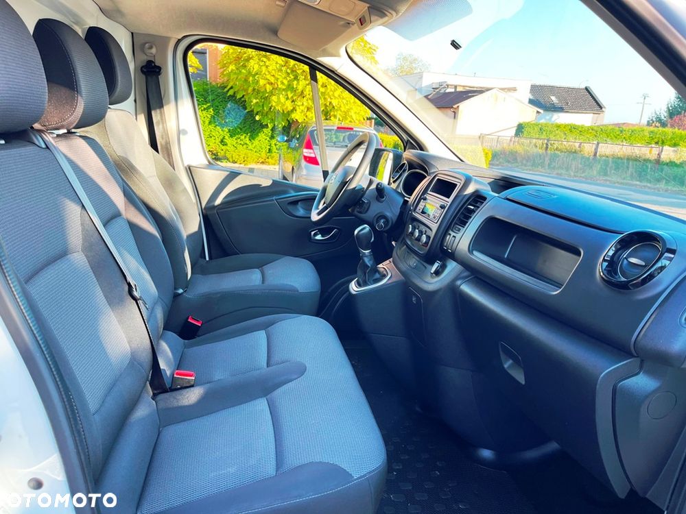 Nissan NV300 - 5