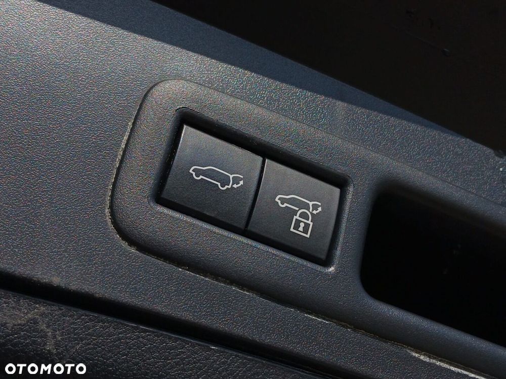 Lexus UX 250h GPF F Sport Design 2WD - 38