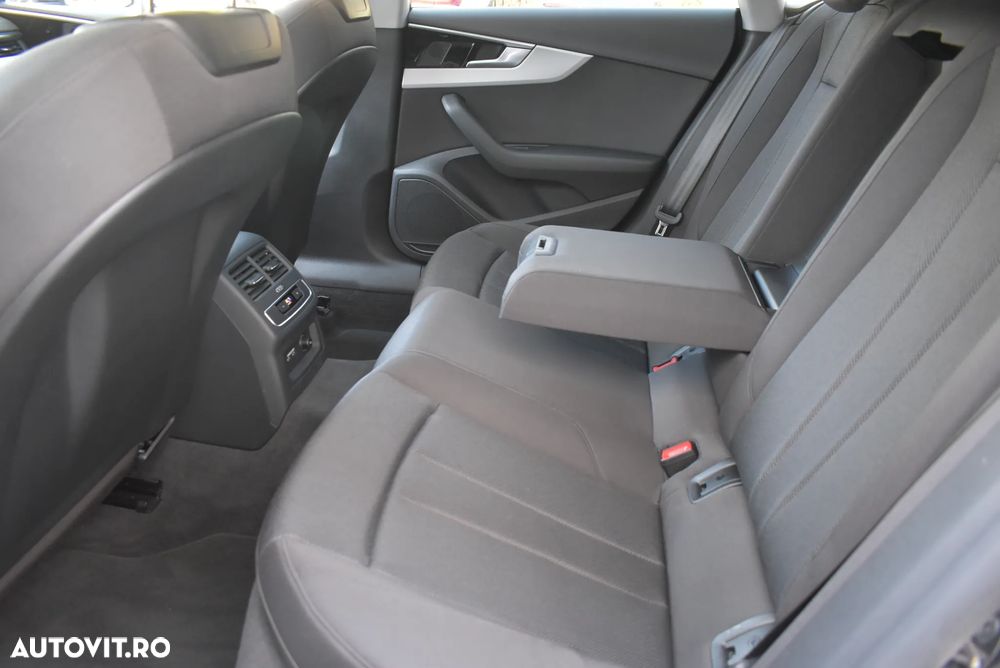 Audi A5 40 TFSI S tronic - 17