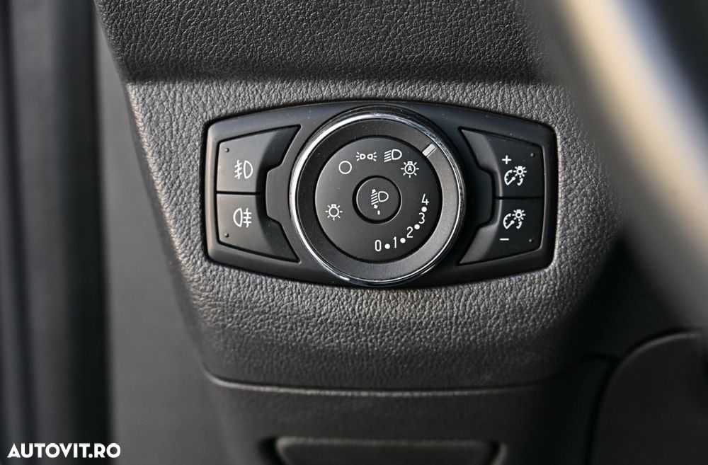 Ford Tourneo Courier 1.5 TDCi Trend - 13