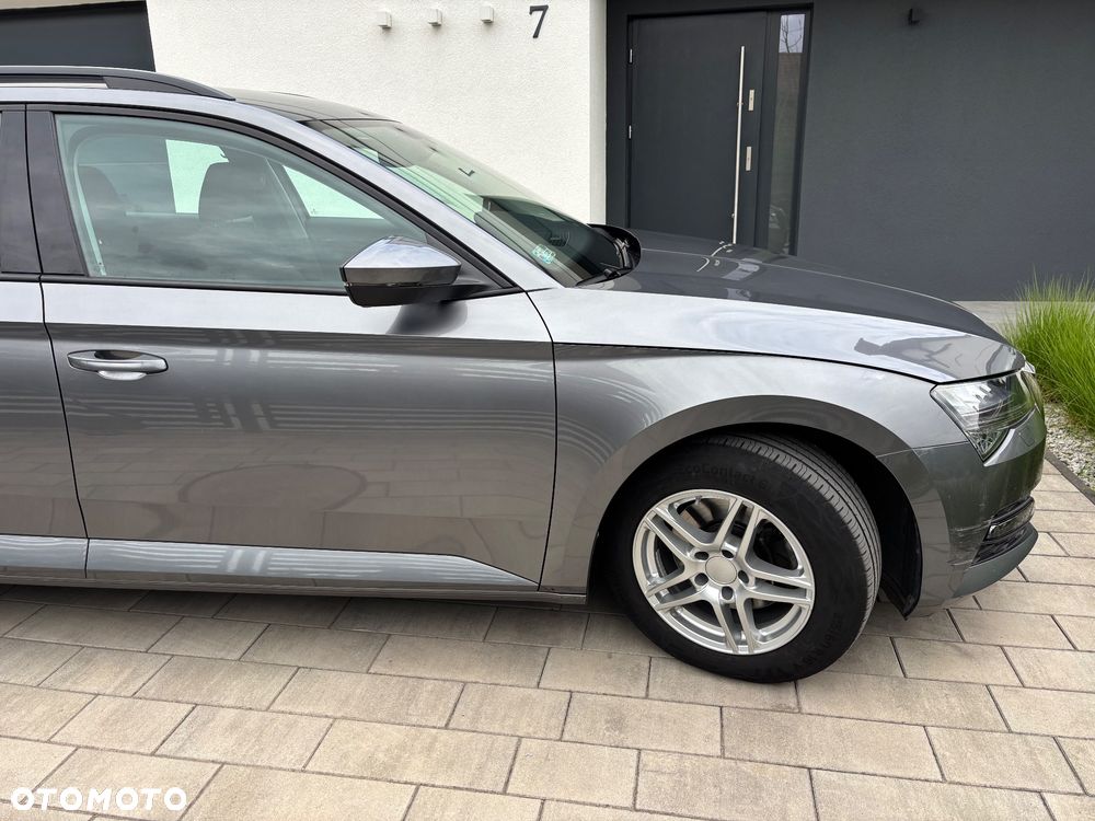 Skoda Superb - 11