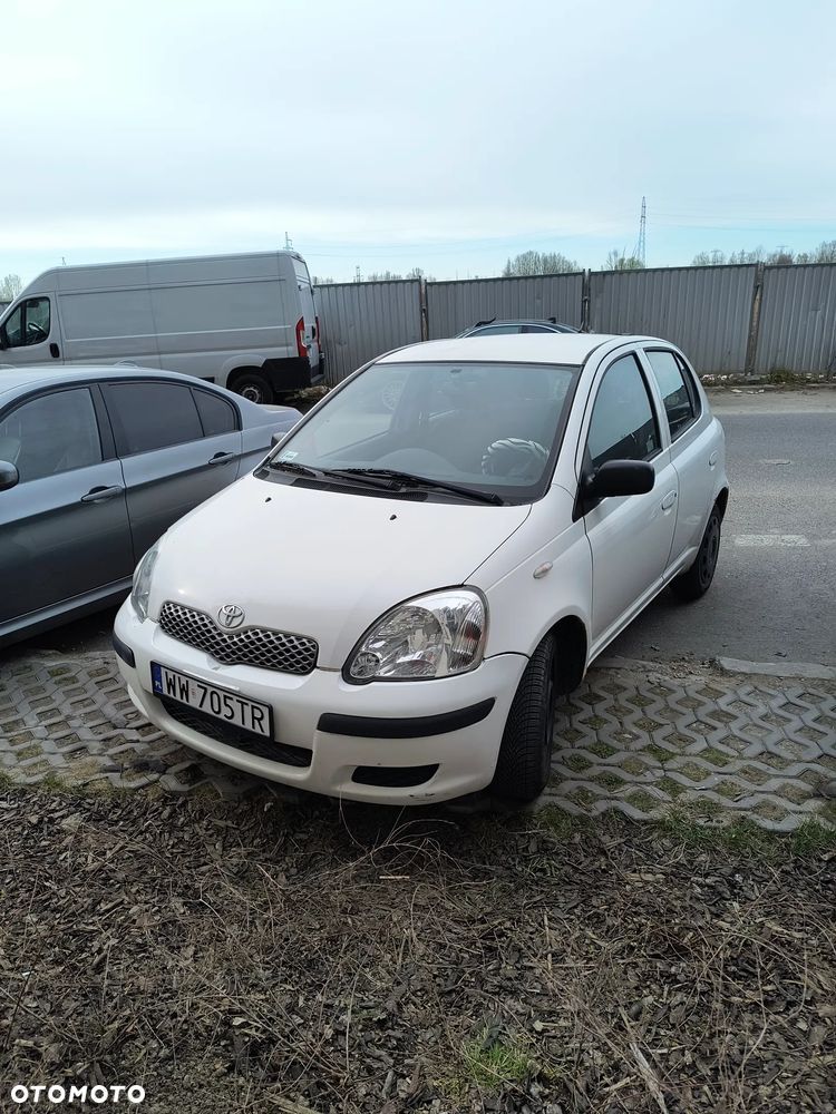 Toyota Yaris 1.0 Luna - 1
